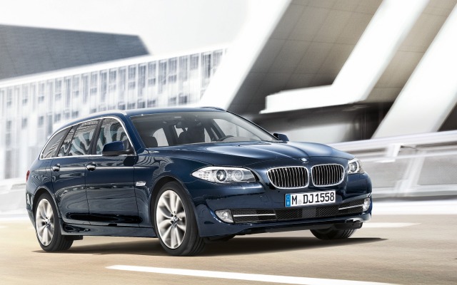 BMW 5 Series Touring. Desktop wallpaper