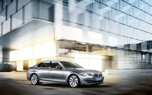 BMW 5 Series Sedan. Desktop wallpaper