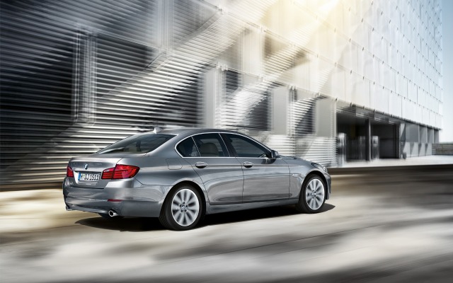 BMW 5 Series Sedan. Desktop wallpaper
