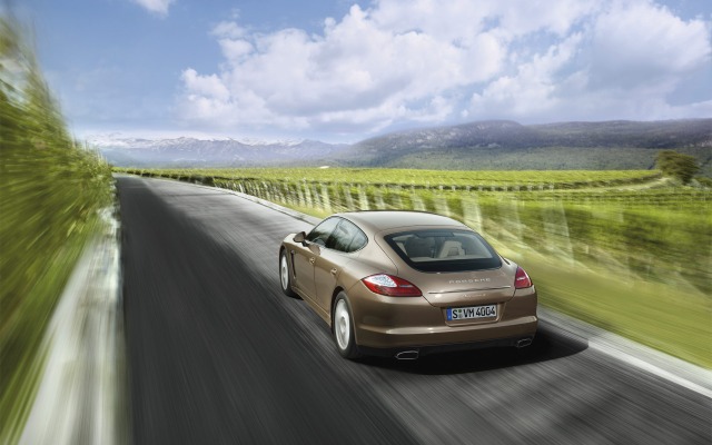 Porsche Panamera 4 2012. Desktop wallpaper