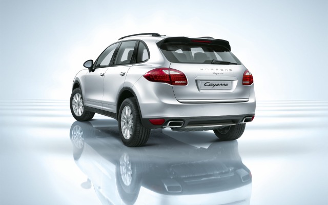 Porsche Cayenne 2012. Desktop wallpaper