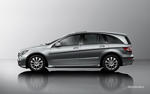 Mercedes-Benz R-Class 2013. Desktop wallpaper