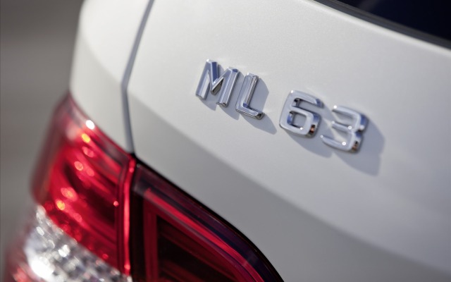 Mercedes-Benz ML 63 AMG 2012. Desktop wallpaper