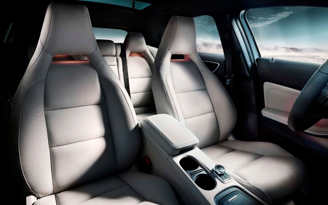 Mercedes-Benz GLA-Class 2015. Desktop wallpaper