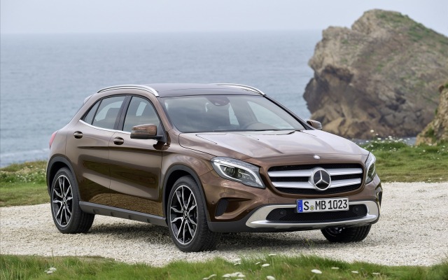 Mercedes-Benz GLA-Class 2015. Desktop wallpaper