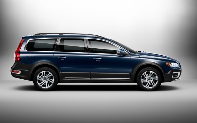 Volvo XC70 2013. Desktop wallpaper