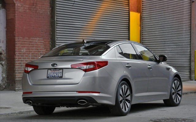 Kia Optima Hybrid 2011. Desktop wallpaper