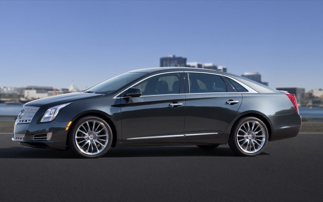 Cadillac XTS 2013. Desktop wallpaper