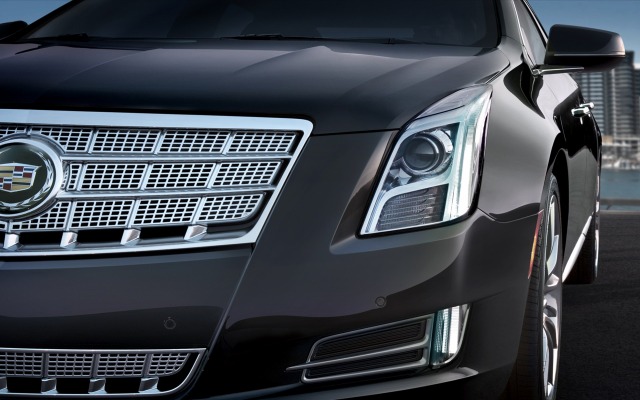 Cadillac XTS 2013. Desktop wallpaper