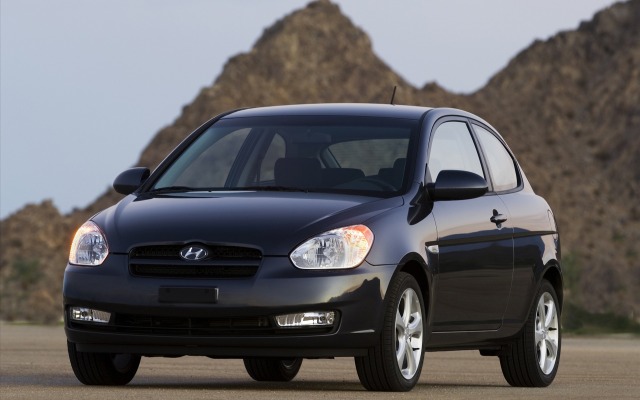 Hyundai Accent 2009. Desktop wallpaper