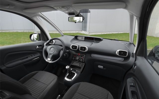 Citroën C3 Picasso 2009. Desktop wallpaper