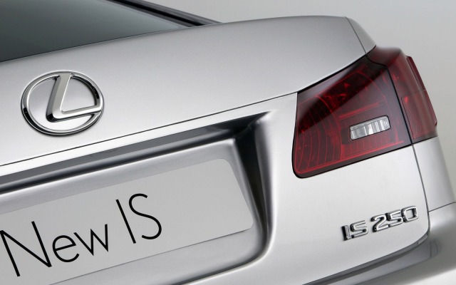 Lexus IS 2006. Desktop wallpaper