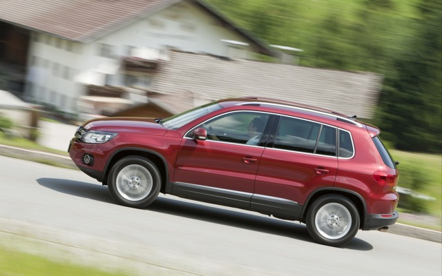 Volkswagen Touareg 2012. Desktop wallpaper