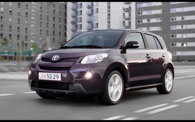 Toyota Urban Cruiser 2009. Desktop wallpaper