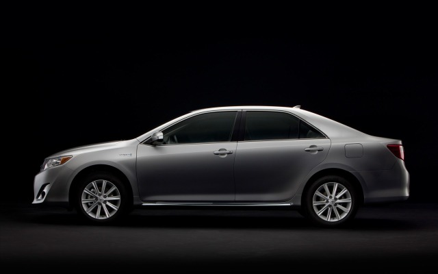 Toyota Camry Hybrid 2012. Desktop wallpaper