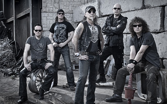 Accept. Desktop wallpaper