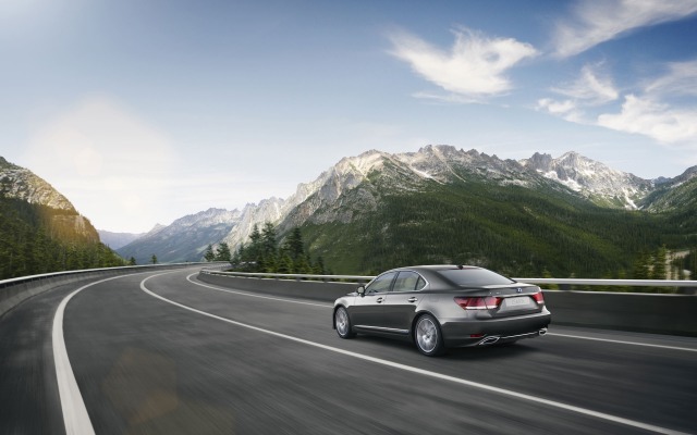 Lexus LS 600h 2015. Desktop wallpaper