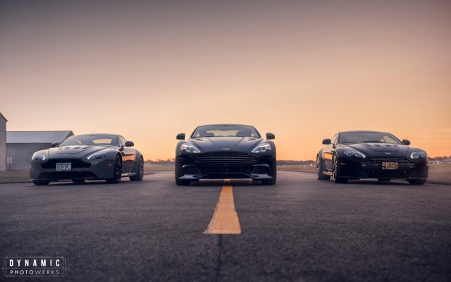 Aston Martin. Desktop wallpaper