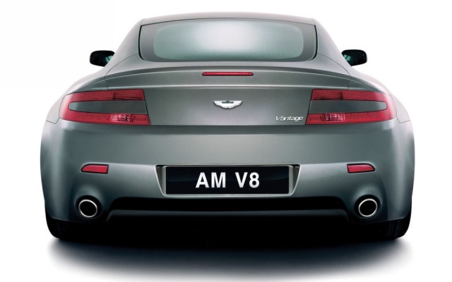 Aston Martin. Desktop wallpaper