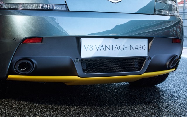 Aston Martin V8 Vantage N430 2015. Desktop wallpaper