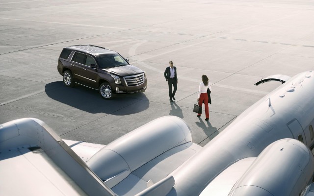 Cadillac Escalade Platinum 2015. Desktop wallpaper
