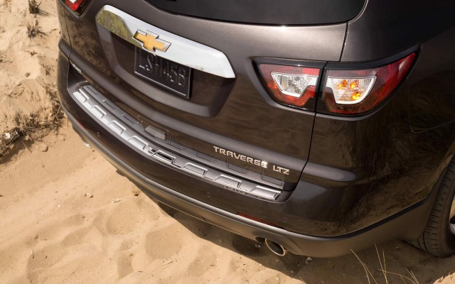 Chevrolet Traverse 2015. Desktop wallpaper