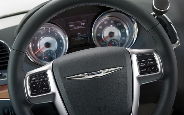 Chrysler Town & Country S 2013. Desktop wallpaper