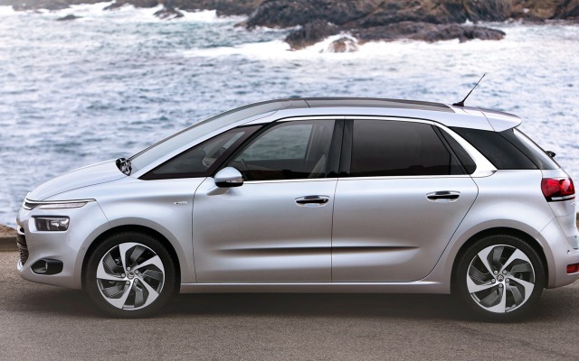 Citroën C4 Picasso 2014. Desktop wallpaper
