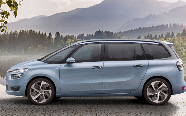 Citroën Grand C4 Picasso 2014. Desktop wallpaper