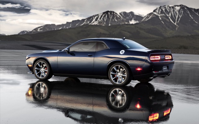 Dodge Challenger SRT 2015. Desktop wallpaper