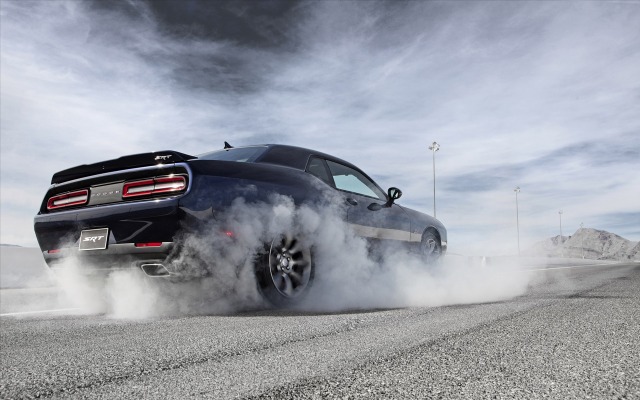 Dodge Challenger SRT 2015. Desktop wallpaper