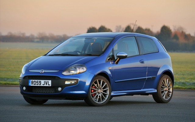 Fiat Punto Evo 2010. Desktop wallpaper