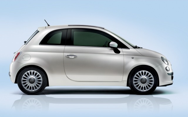 Fiat 500. Desktop wallpaper