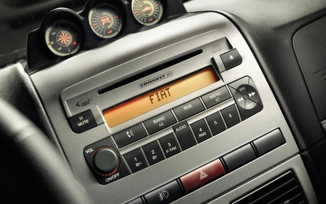 Fiat Strada 2013. Desktop wallpaper