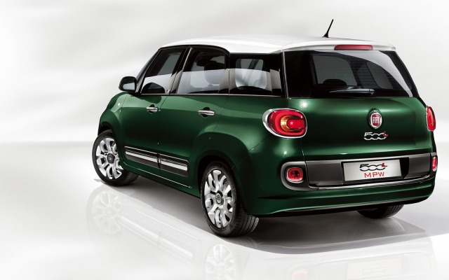 Fiat 500L Living 2014. Desktop wallpaper