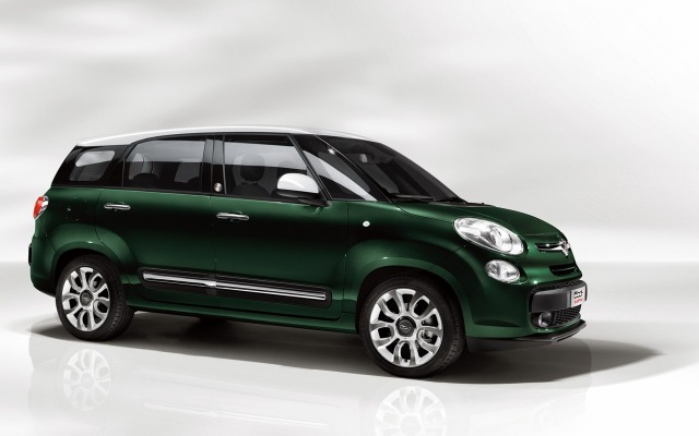 Fiat 500L Living 2014. Desktop wallpaper