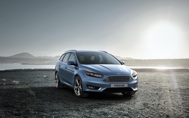 Ford Focus Wagon 2015. Desktop wallpaper