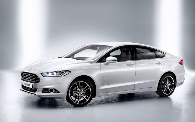 Ford Mondeo Hybrid 2013. Desktop wallpaper