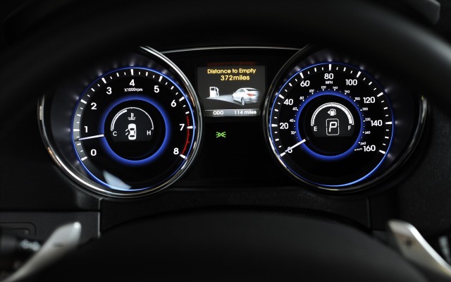 Hyundai Sonata 2014. Desktop wallpaper