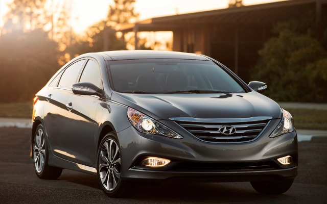 Hyundai Sonata 2014. Desktop wallpaper