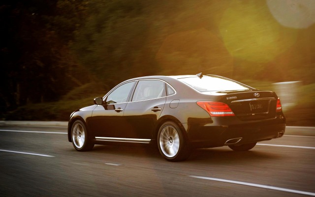 Hyundai Equus 2015. Desktop wallpaper