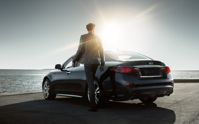 Infiniti Q70L 2015. Desktop wallpaper