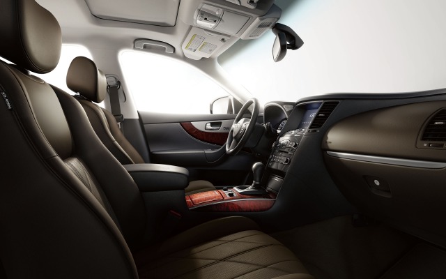 Infiniti QX70 2015. Desktop wallpaper