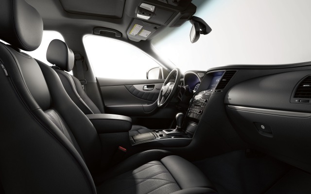 Infiniti QX70 2015. Desktop wallpaper