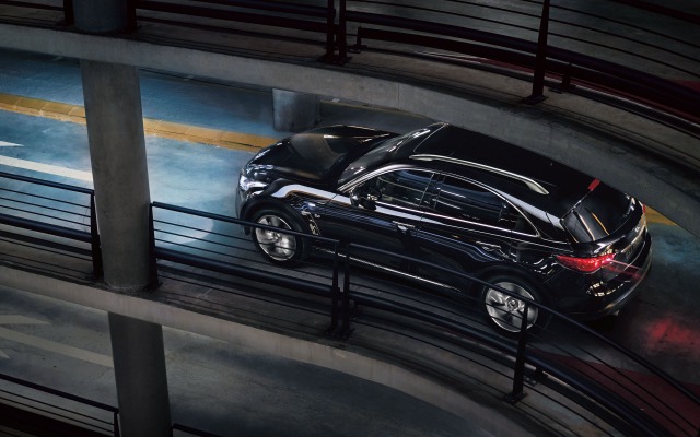 Infiniti QX70 2015. Desktop wallpaper