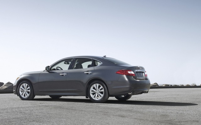 Infiniti M 2012. Desktop wallpaper
