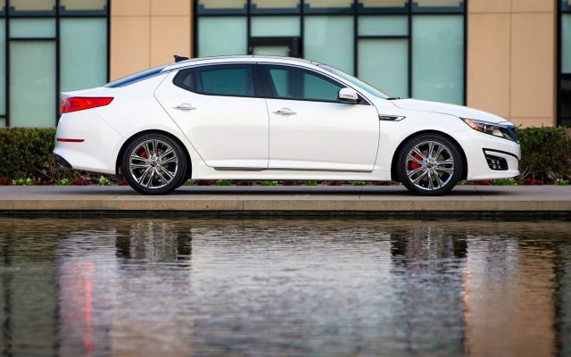 Kia Optima 2014. Desktop wallpaper