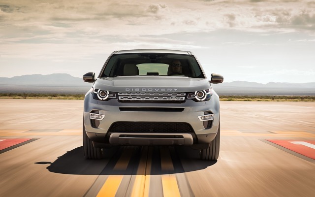 Land Rover Discovery Sport 2015. Desktop wallpaper