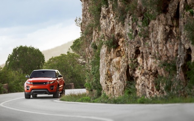 Land Rover Range Rover Evoque Autobiography Dynamic 2015. Desktop wallpaper