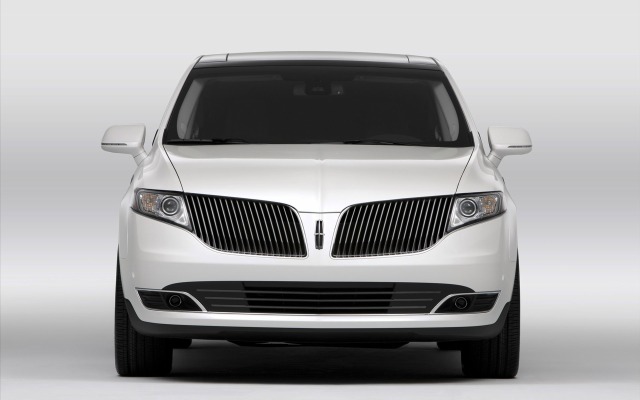 Lincoln MKT 2013. Desktop wallpaper